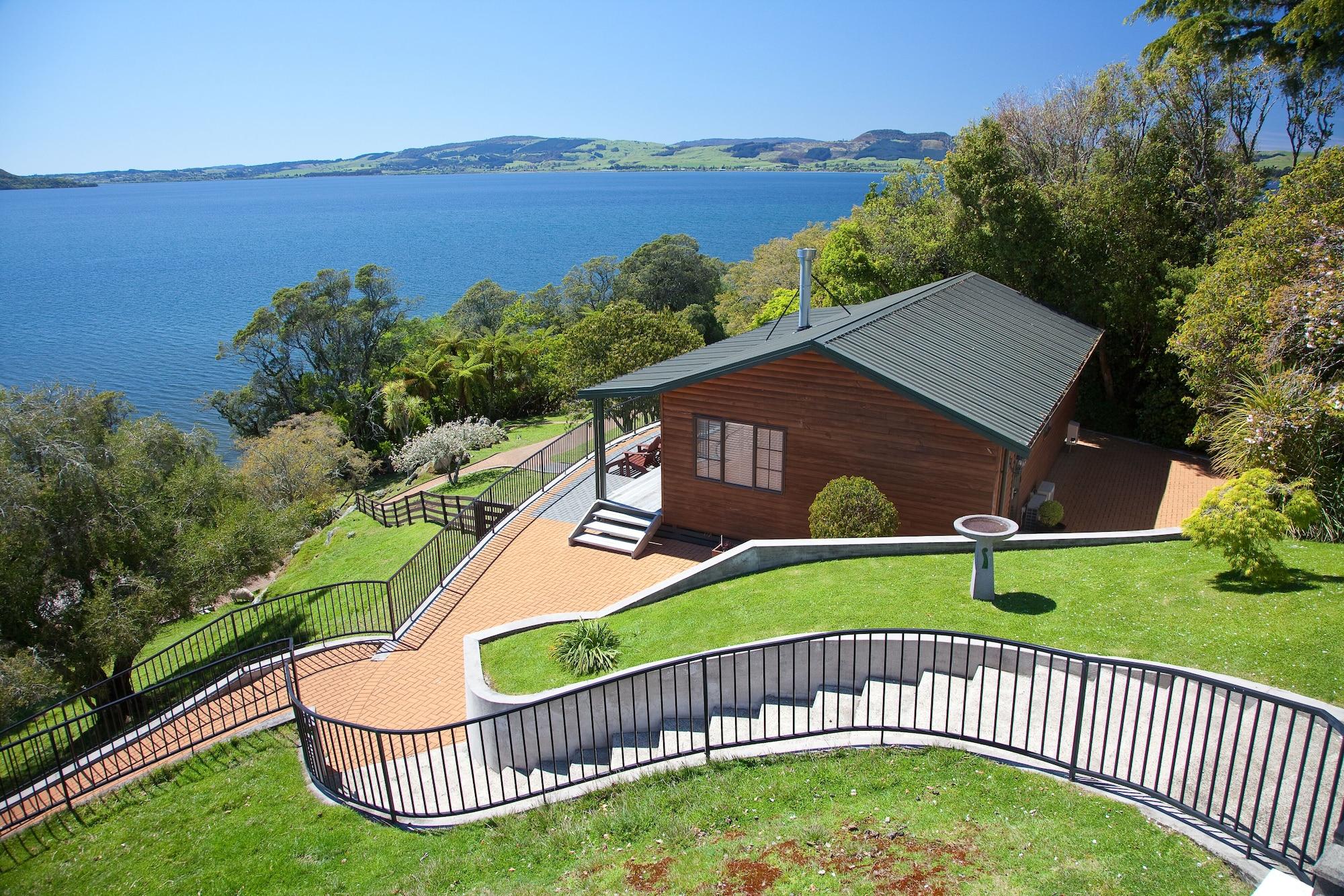 On The Point - Lake Rotorua Exteriér fotografie